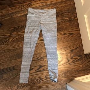 Aritzia Leggings
